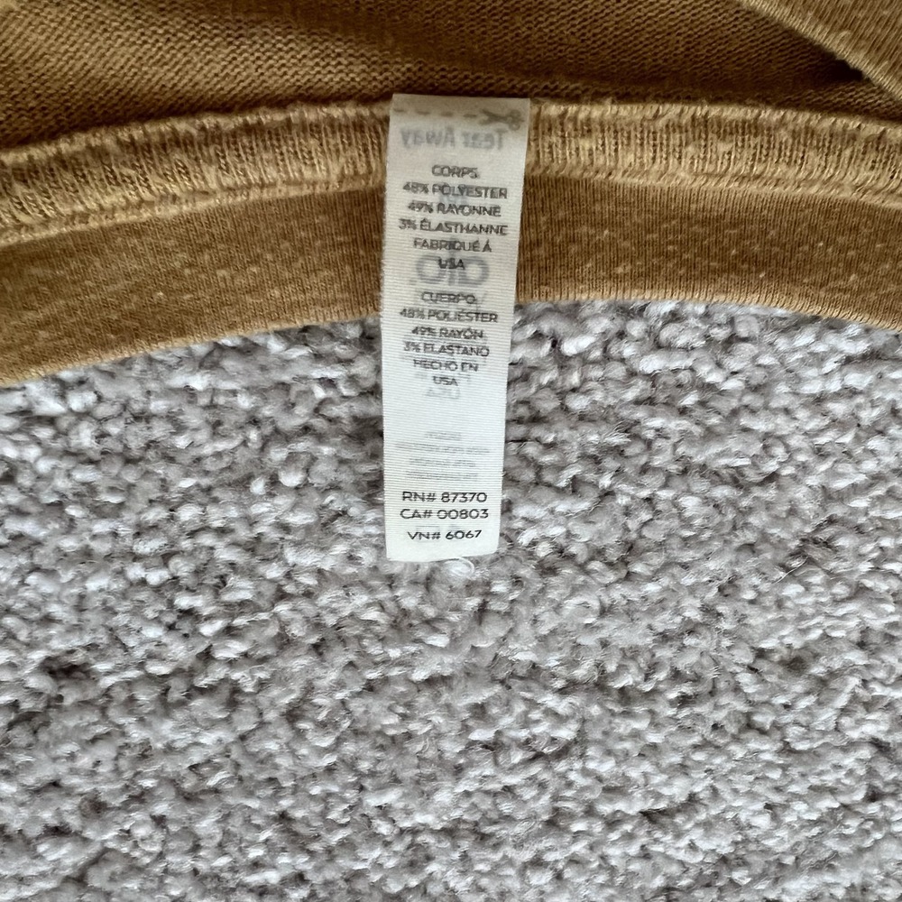 Alo Yoga Soho‎ Pullover Sweatshirt Brushed Alolux Goldenrod Yellow Size M - Picture 7 of 13